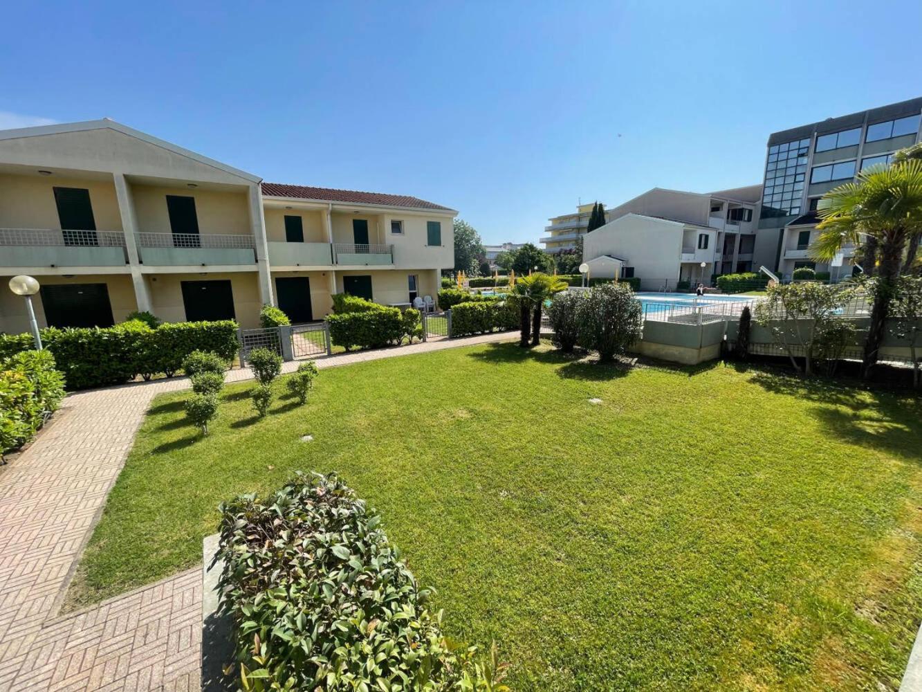 Villaggio Luna Swimmingpool- Agenzia Cocal Caorle Exteriér fotografie
