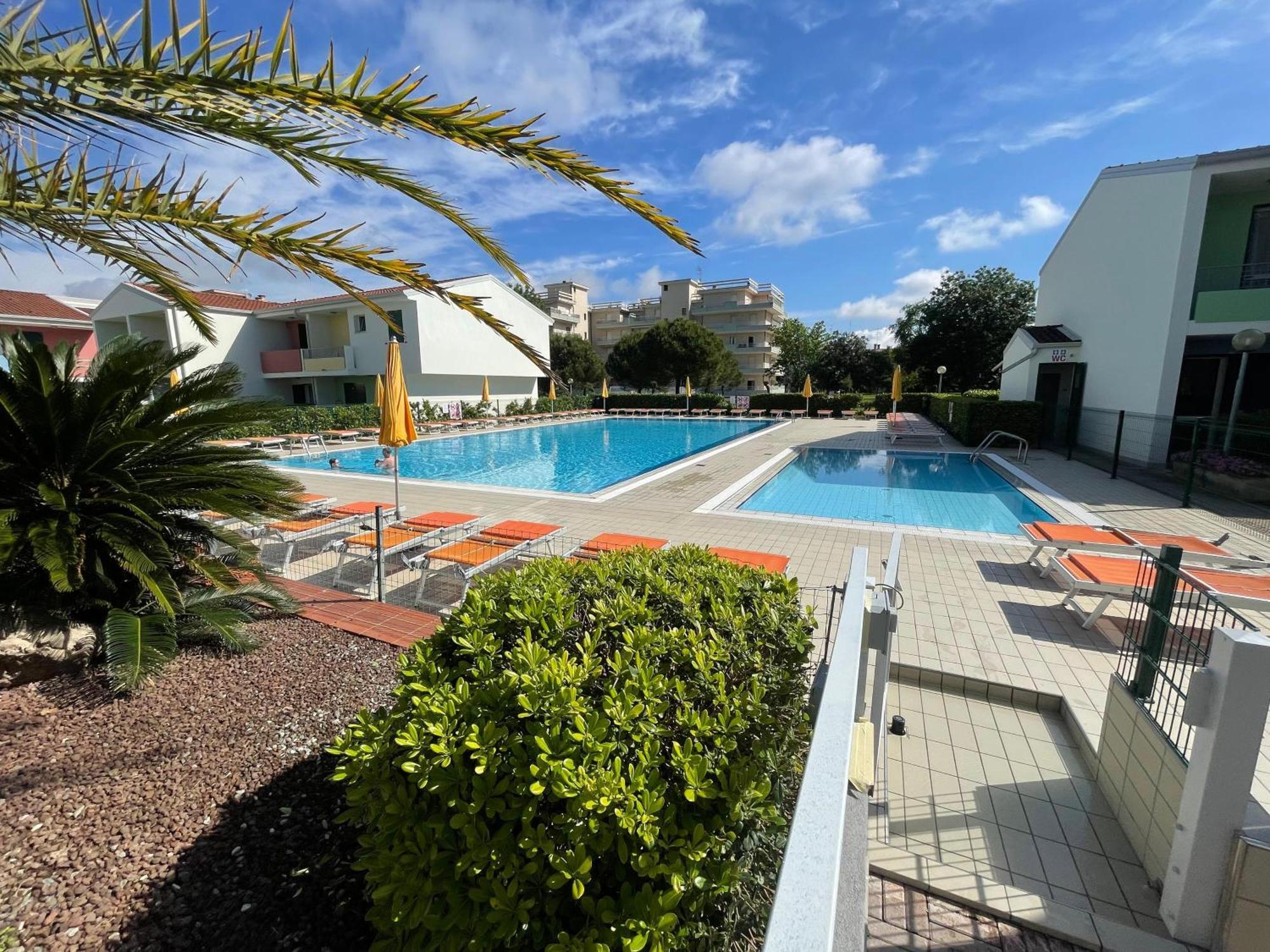 Villaggio Luna Swimmingpool- Agenzia Cocal Caorle Exteriér fotografie