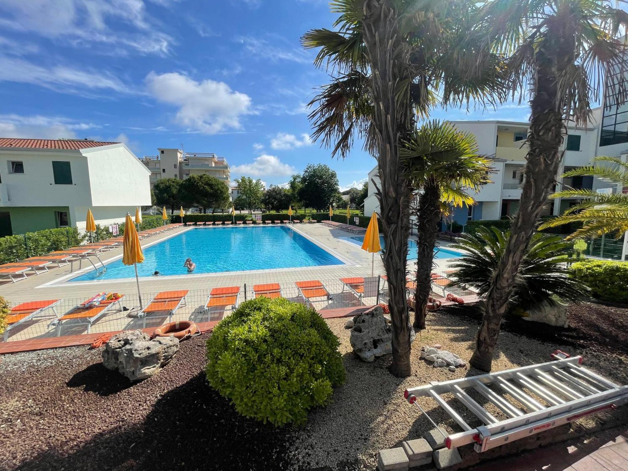 Villaggio Luna Swimmingpool- Agenzia Cocal Caorle Exteriér fotografie
